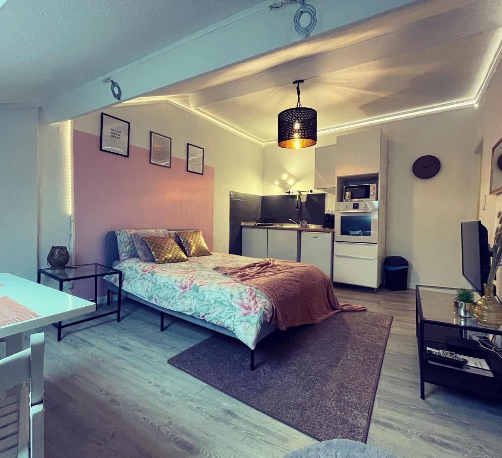 La Garde Studio Atypique Le Rocher, Climatisation, Belle Decoration 外观 照片